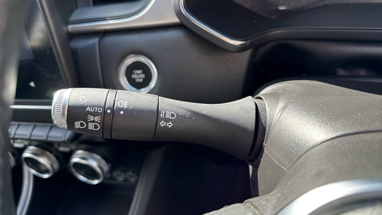 Renault Captur 1.3 TCE 130 Iconic 5dr Petrol Hatchback